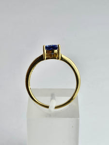 1399: Vintage; 18ct Gold Trillion-Cut Blue Tanzanite Diamonds Dress/Stacker Ring