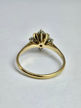 Cargar imagen en el visor de la galería, 1401: Vintage: 18ct Gold French Blue Sapphire Diamonds Flower Head Ring
