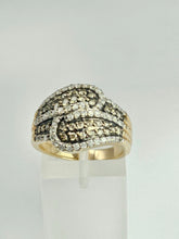 Cargar imagen en el visor de la galería, 1440:  Vintage;: Statement 9ct Gold Champagne White Diamonds Cocktail Ring- FAB

