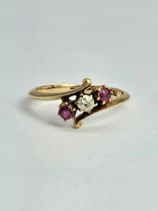 1442: Vintage; 18ct Gold Ruby Diamonds Three Stone Ring