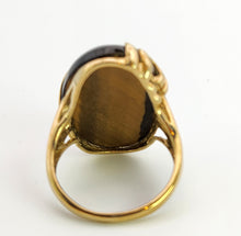 Load image into Gallery viewer, 6008: Vintage: 9ct Gold Large Oval Tiger&#39;s Eye Cocktail Ring- outrageous
