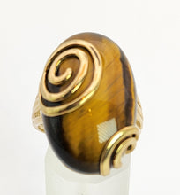 Load image into Gallery viewer, 6008: Vintage: 9ct Gold Large Oval Tiger&#39;s Eye Cocktail Ring- outrageous
