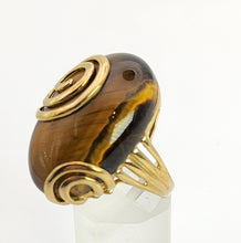 Load image into Gallery viewer, 6008: Vintage: 9ct Gold Large Oval Tiger&#39;s Eye Cocktail Ring- outrageous
