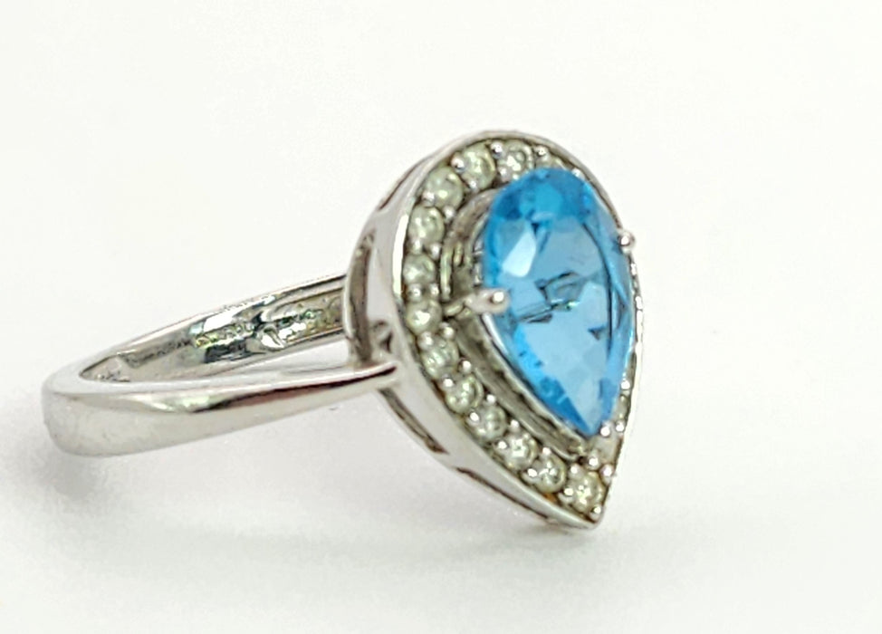 6023:Vintage: 9ct White Gold Pear Cut Vivid Blue Topaz 20 Diamonds Cocktail Ring-superb