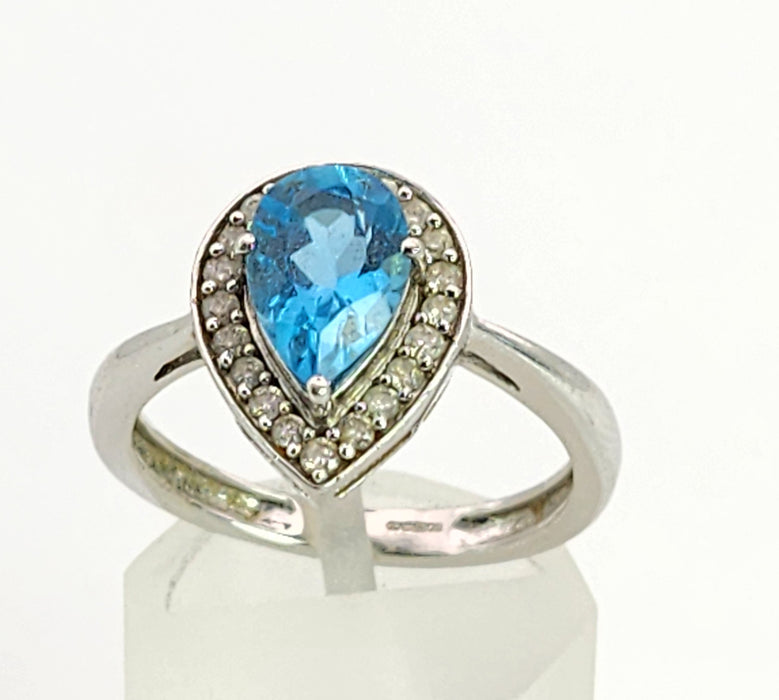6023:Vintage: 9ct White Gold Pear Cut Vivid Blue Topaz 20 Diamonds Cocktail Ring-superb