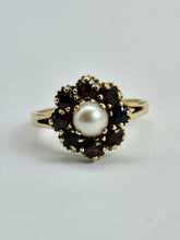 Load image into Gallery viewer, 1169: Vintage: 9ct Gold 8 Rich Red Garnets Pearl Flower Head Ring- From 1965
