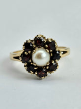 Load image into Gallery viewer, 1169: Vintage: 9ct Gold 8 Rich Red Garnets Pearl Flower Head Ring- From 1965
