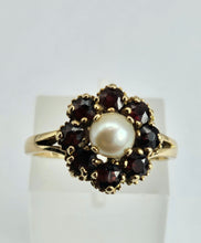 Load image into Gallery viewer, 1169: Vintage: 9ct Gold 8 Rich Red Garnets Pearl Flower Head Ring- From 1965
