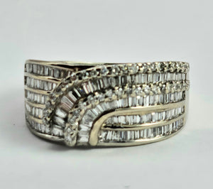 1183: Vintage: 18ct White Gold Baguette Diamonds (1.09ct) Statement Ring- spectacular