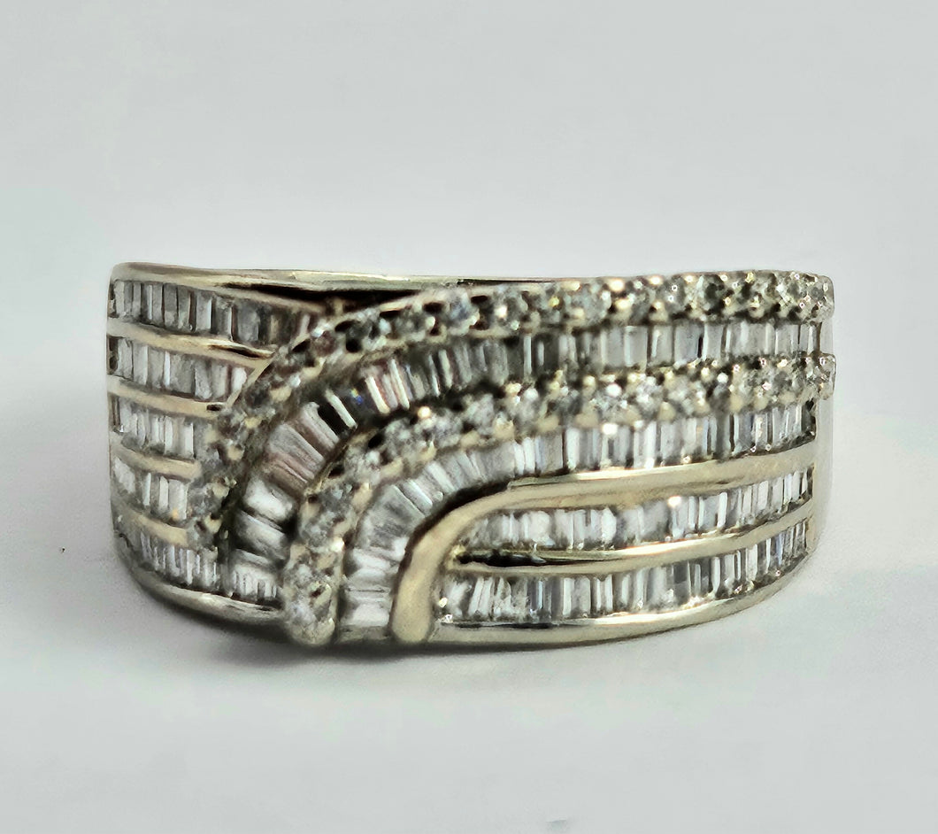 1183: Vintage: 18ct White Gold Baguette Diamonds (1.09ct) Statement Ring- spectacular