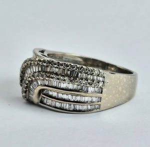 1183: Vintage: 18ct White Gold Baguette Diamonds (1.09ct) Statement Ring- spectacular