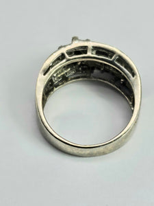 1183: Vintage: 18ct White Gold Baguette Diamonds (1.09ct) Statement Ring- spectacular