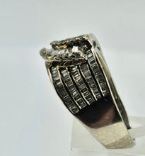 Load image into Gallery viewer, 1183: Vintage: 18ct White Gold Baguette Diamonds (1.09ct) Statement Ring- spectacular
