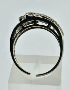 1183: Vintage: 18ct White Gold Baguette Diamonds (1.09ct) Statement Ring- spectacular