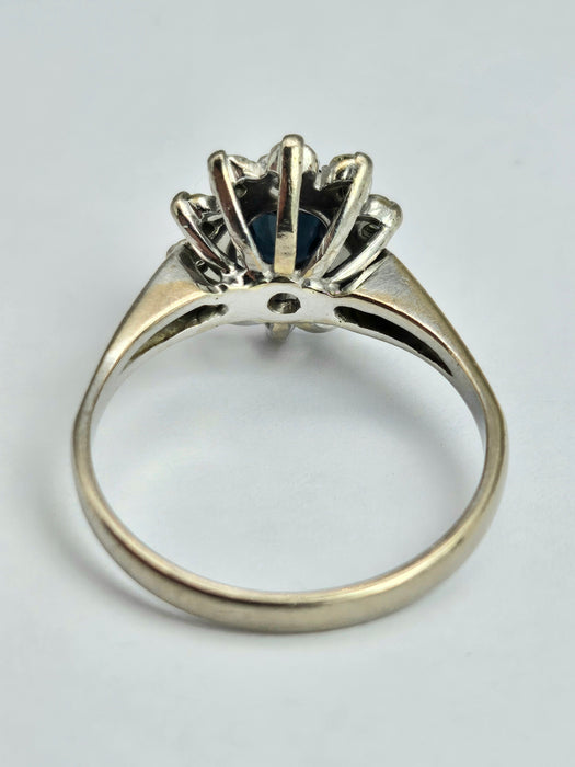 1469: Vintage: 18ct White Gold French Blue Sapphire Diamonds Diana Cluster Ring