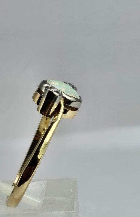 1102: Vintage; 18ct Gold White Opal Twin Diamonds Dress Ring- cute, colourful, sparkling