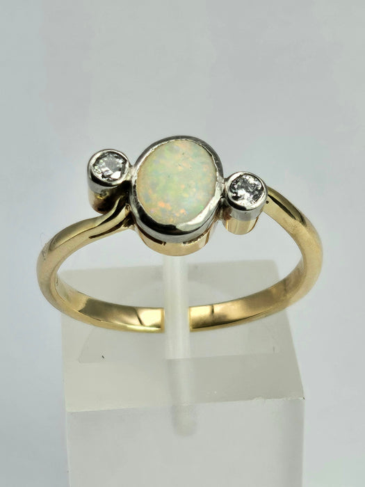 1102: Vintage; 18ct Gold White Opal Twin Diamonds Dress Ring- cute, colourful, sparkling