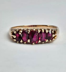 1173: Vintage: Rare - 9ct Gold 5-Stone Rubies Scroll Set Ring