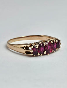 1173: Vintage: Rare - 9ct Gold 5-Stone Rubies Scroll Set Ring