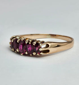 1173: Vintage: Rare - 9ct Gold 5-Stone Rubies Scroll Set Ring