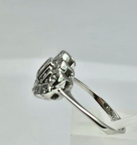 1202: Vintage; 18ct White Gold Art Deco Style Diamonds Cluster Ring- high calibre, sparkling natural diamonds