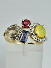 Load image into Gallery viewer, 1213: Vintage: 9ct White Gold Abstract Cocktail Cluster Ring- outrageous
