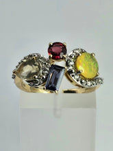 Load image into Gallery viewer, 1213: Vintage: 9ct White Gold Abstract Cocktail Cluster Ring- outrageous
