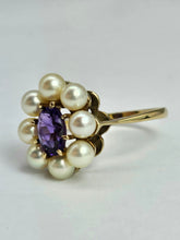 Load image into Gallery viewer, 1358: Vintage 9ct Gold Amethyst Pearls Flower Head Ring- finest quality

