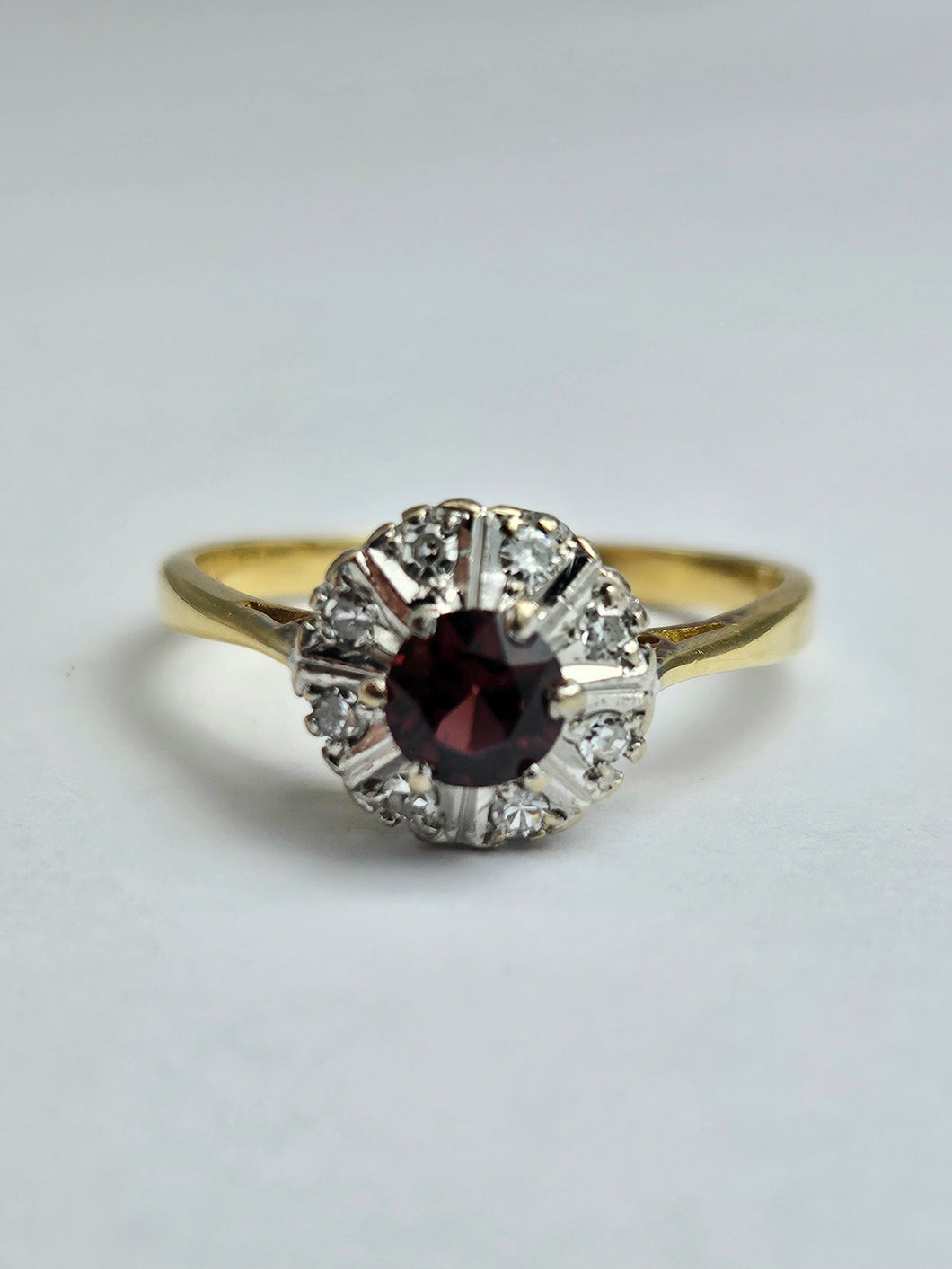 1365: Vintage: 18ct Gold Tourmaline Diamonds Target Ring- striking colours