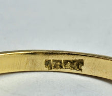 Cargar imagen en el visor de la galería, 1365: Vintage: 18ct Gold Tourmaline Diamonds Target Ring- striking colours
