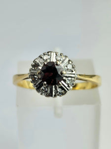 1365: Vintage: 18ct Gold Tourmaline Diamonds Target Ring- striking colours