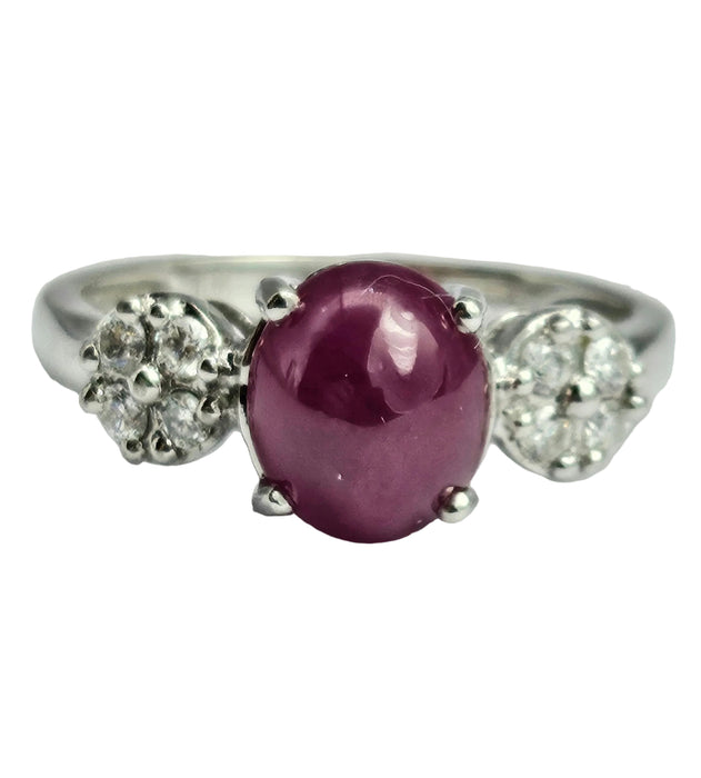 6514 Vintage: 18ct White Gold Cabochon Ruby & Diamond Dress Ring