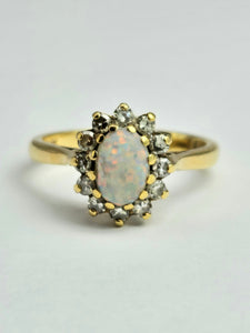1513: Vintage: 18ct Gold White Opal Diamonds (0.3ct) Floral Cluster Ring- From 1978