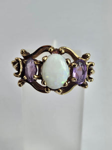 1362: Vintage: 9ct Gold White Opal Lilac Amethysts Cocktail Ring- From 1974