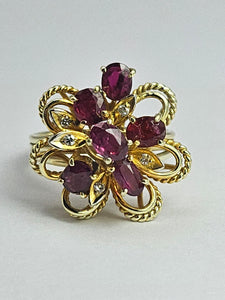 1508: Vintage: 14ct Gold Rubies Diamonds Cocktail Cluster Ring - Statement