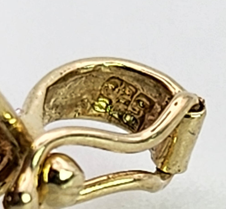 6367 Vintage: 14ct Yellow Gold Pear Cut Caribbean Topaz Pendant