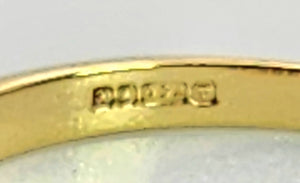 1203: Vintage: 18ct Gold 11 Princess Cut Diamonds Stacker Ring- high calibre natural diamonds
