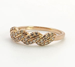 1350: Vintage: 9ct Rose Gold Champagne Diamonds Stacker/Dress Ring- delectable