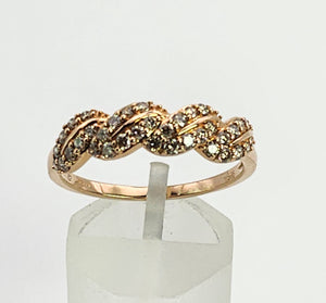 1350: Vintage: 9ct Rose Gold Champagne Diamonds Stacker/Dress Ring- delectable
