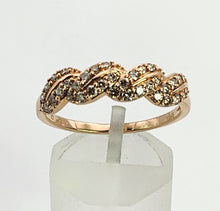 Cargar imagen en el visor de la galería, 1350: Vintage: 9ct Rose Gold Champagne Diamonds Stacker/Dress Ring- delectable
