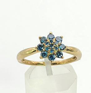 1346: Vintage; Rare 9ct Gold Blue Diamonds Flower Head Ring- 15 natural, sparkling diamonds
