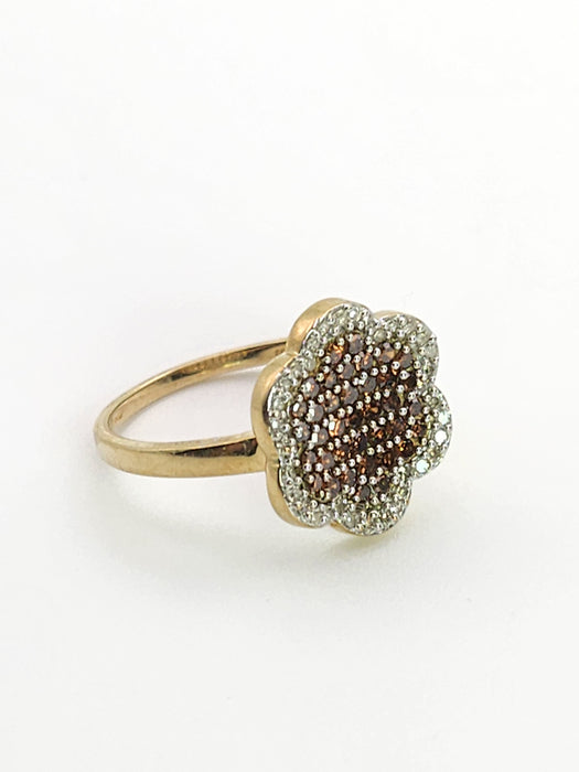 6349 Vintage: 9ct Gold 72 Champagne & White Diamonds (1ct) Flower Head Ring