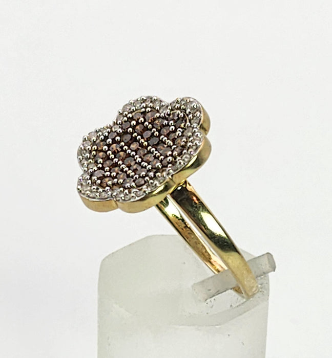 6349 Vintage: 9ct Gold 72 Champagne & White Diamonds (1ct) Flower Head Ring