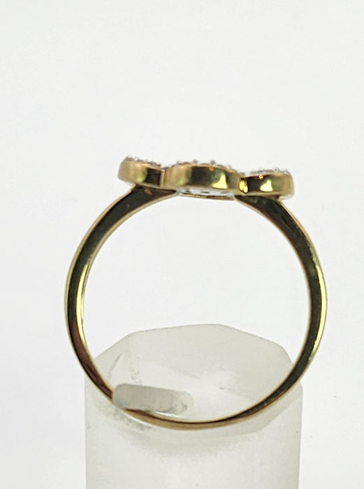 6349 Vintage: 9ct Gold 72 Champagne & White Diamonds (1ct) Flower Head Ring