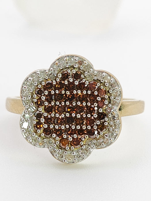 6349 Vintage: 9ct Gold 72 Champagne & White Diamonds (1ct) Flower Head Ring