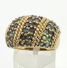Cargar imagen en el visor de la galería, 1464: Vintage: 9ct Gold 36 Green Topaz Statement Ring- a substantial piece
