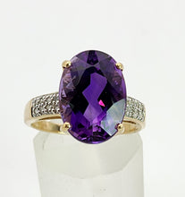 Load image into Gallery viewer, 1465: Vintage: 9ct Gold Oval Purple Amethyst 16 Diamonds Dress Ring- FAB
