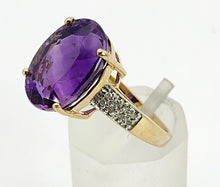 Load image into Gallery viewer, 1465: Vintage: 9ct Gold Oval Purple Amethyst 16 Diamonds Dress Ring- FAB
