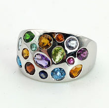 Cargar imagen en el visor de la galería, 1477: Vintage: 9ct White Gold Multi- Gem Bombe Ring- fabulous, fun colour array
