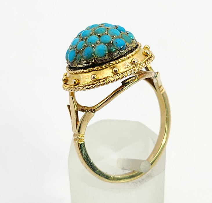 6154: Vintage: 18ct Gold Turquoises Domed Cluster Cocktail&nbsp; Ring- lovely symmetry